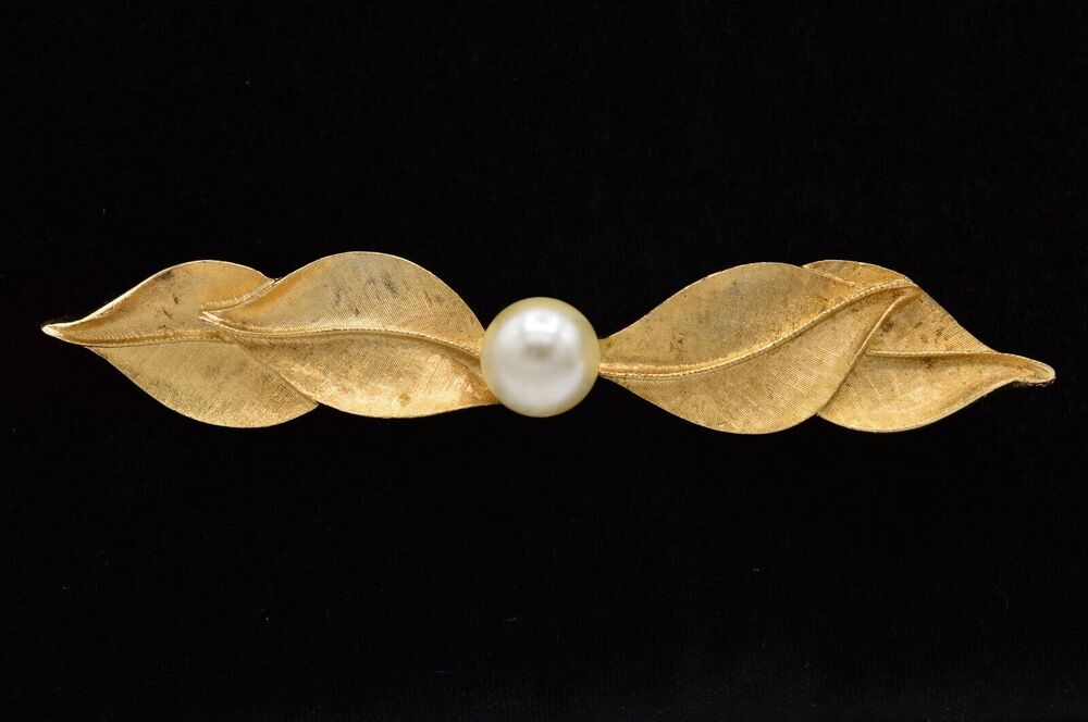 Francois Vintage Pin Brooch Brushed Gold Leaves Faux Pearl Bar Signed BinAC